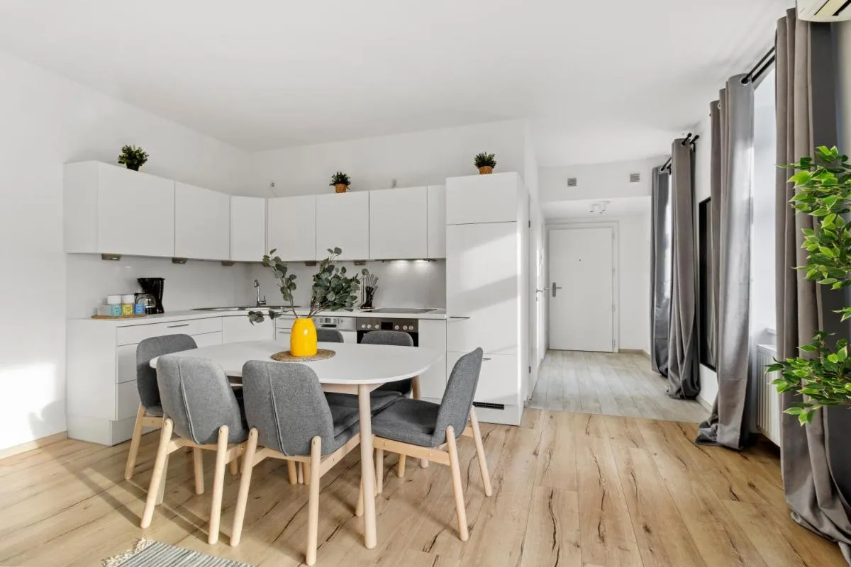 Terrace – 75 m² – Near Wiener Stadthalle - 2