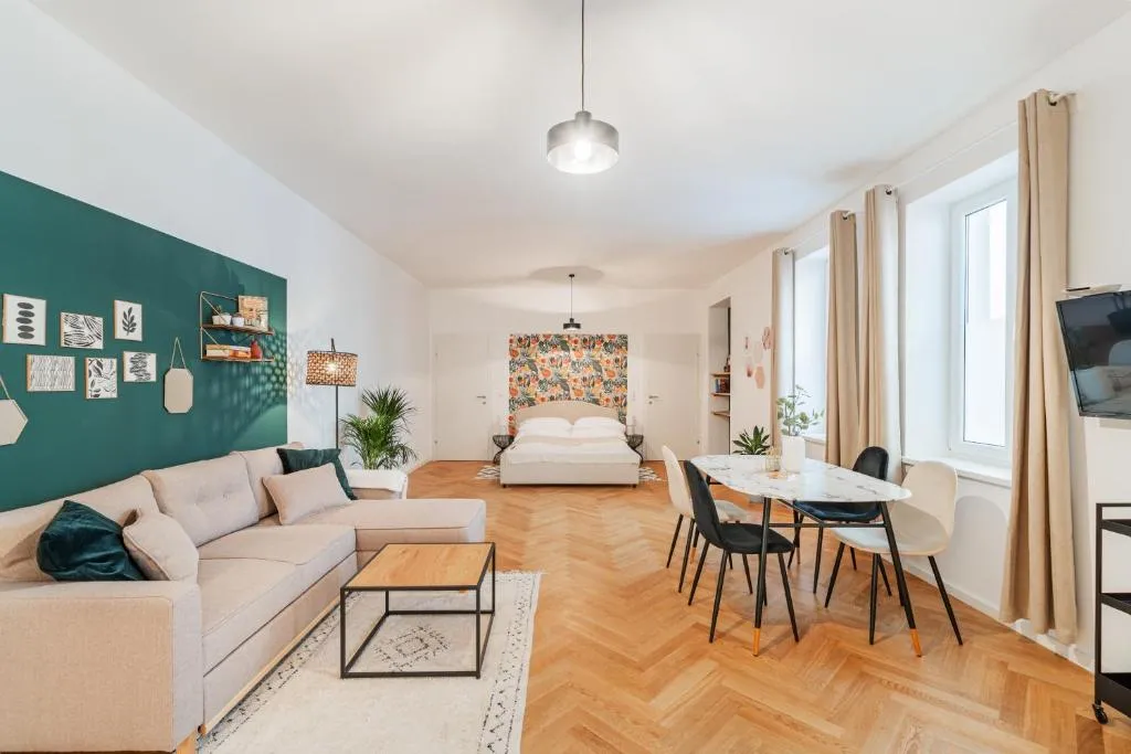 The 15’s Apartments
