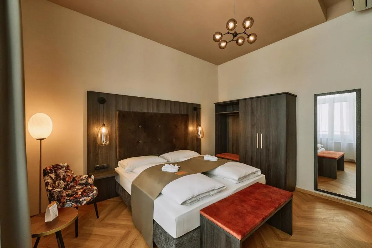 Urban Rooms Rathaus – Self Check-In - 2