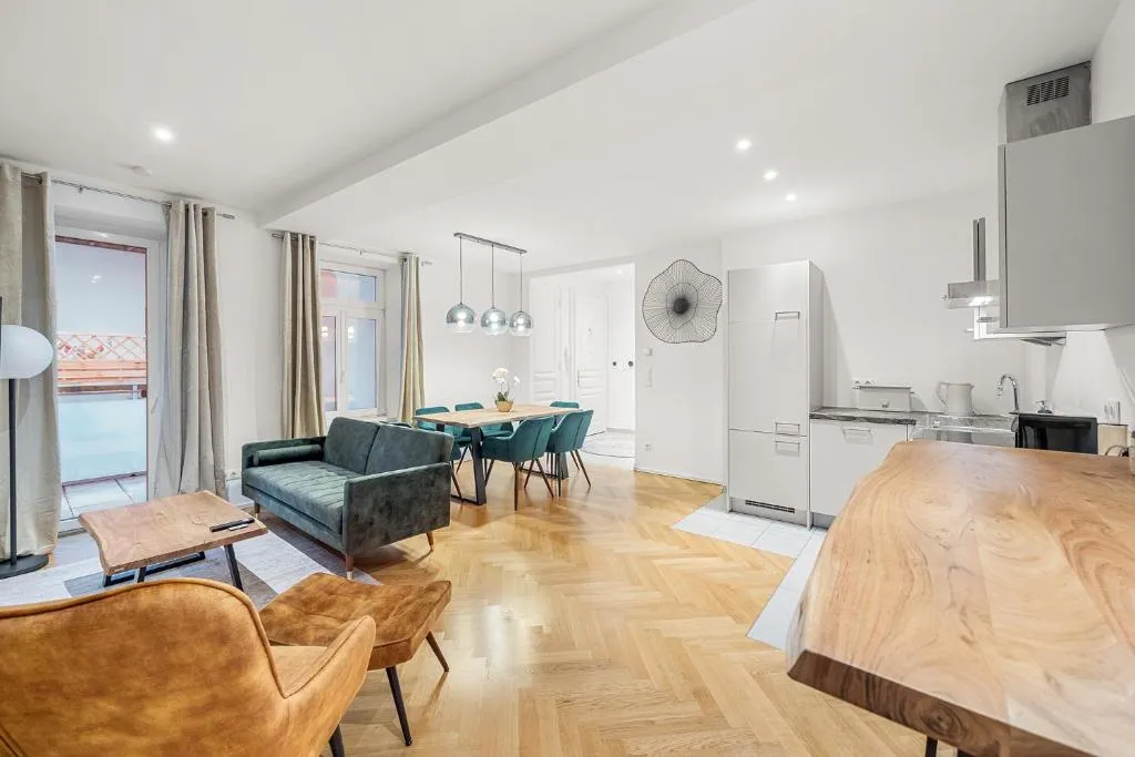 Vienna Chic Residences #Suite 12