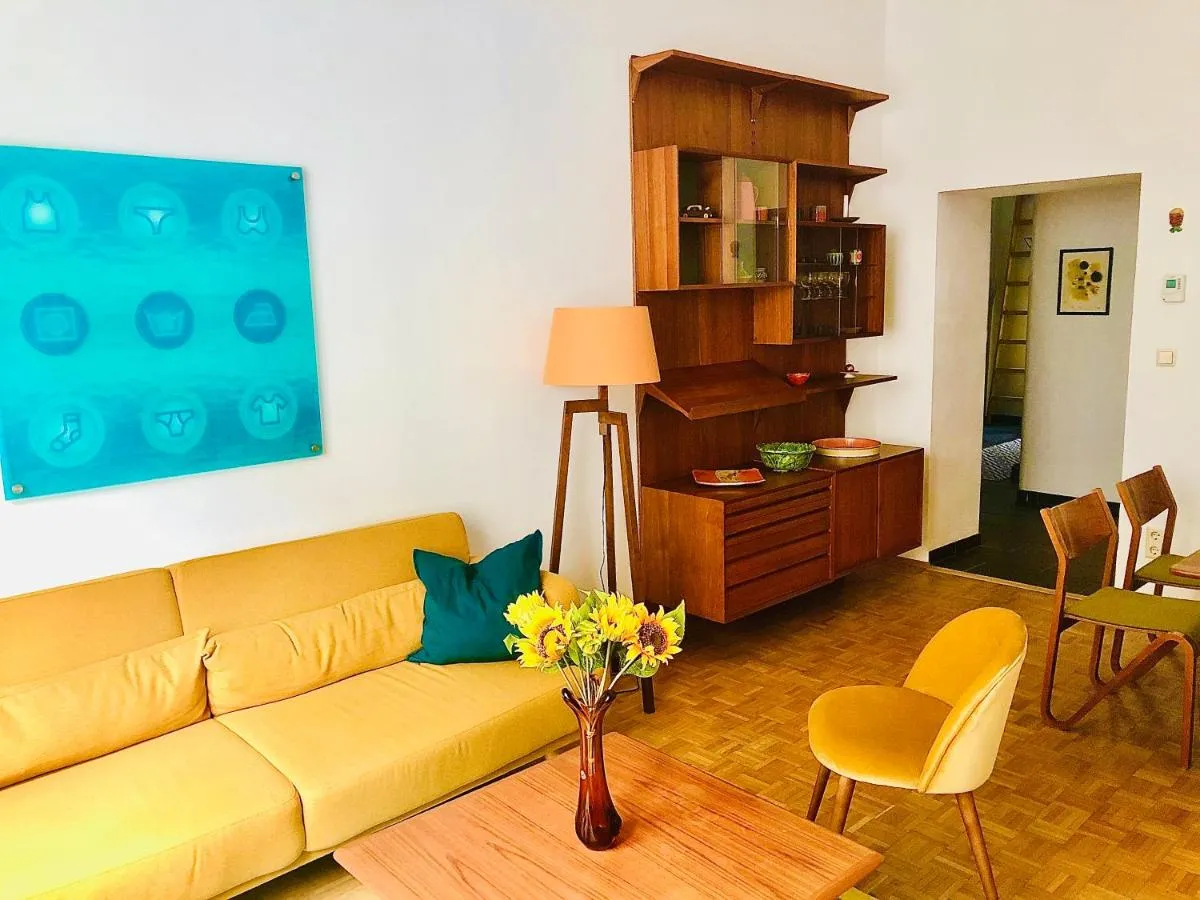Vintage Design Apartments - 2