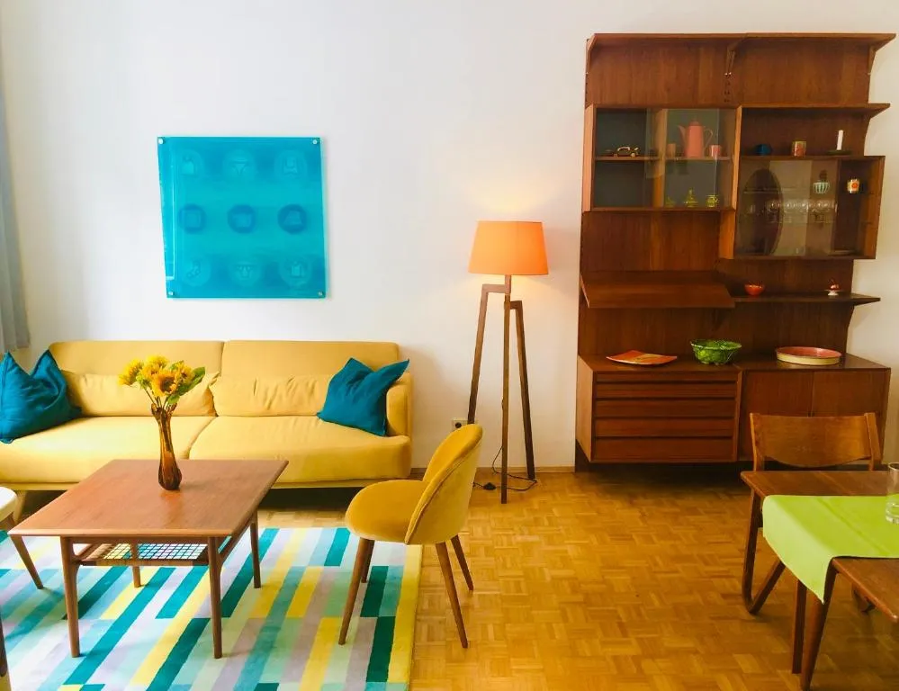 Vintage Design Apartments