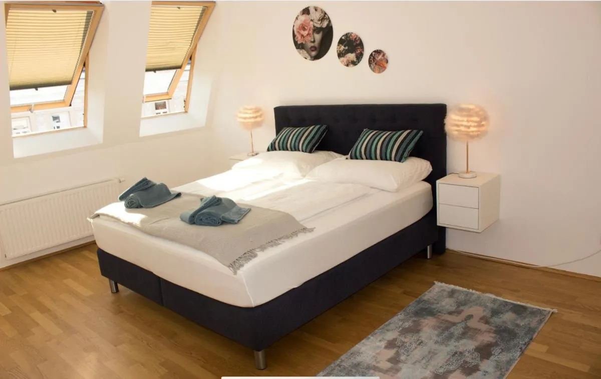 Wonderful Penthouse with stunning Terrace DG1 QS12 - 3
