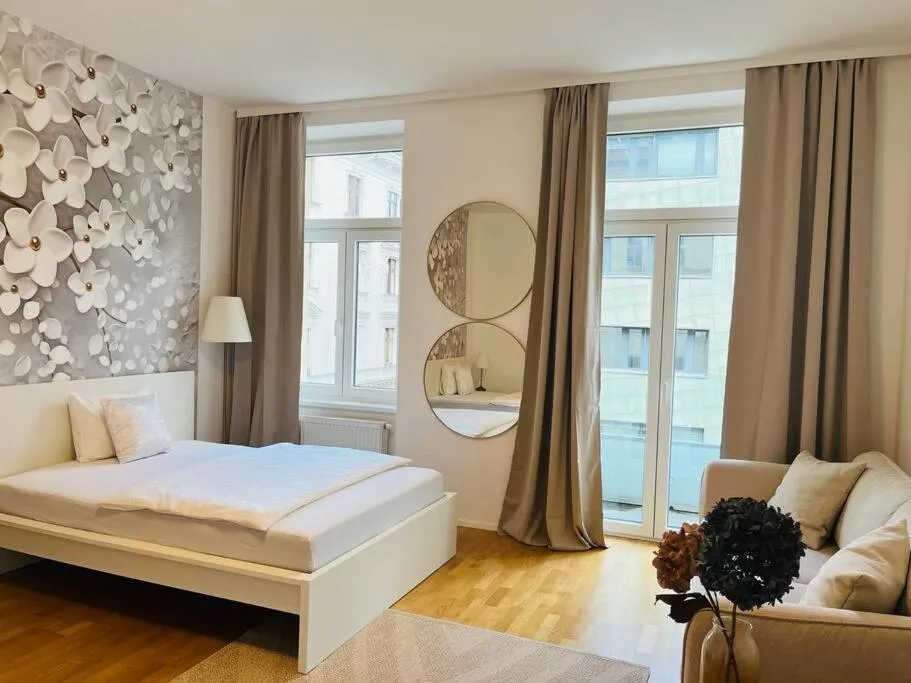 Zentrales Apartment mit Balkon - 2