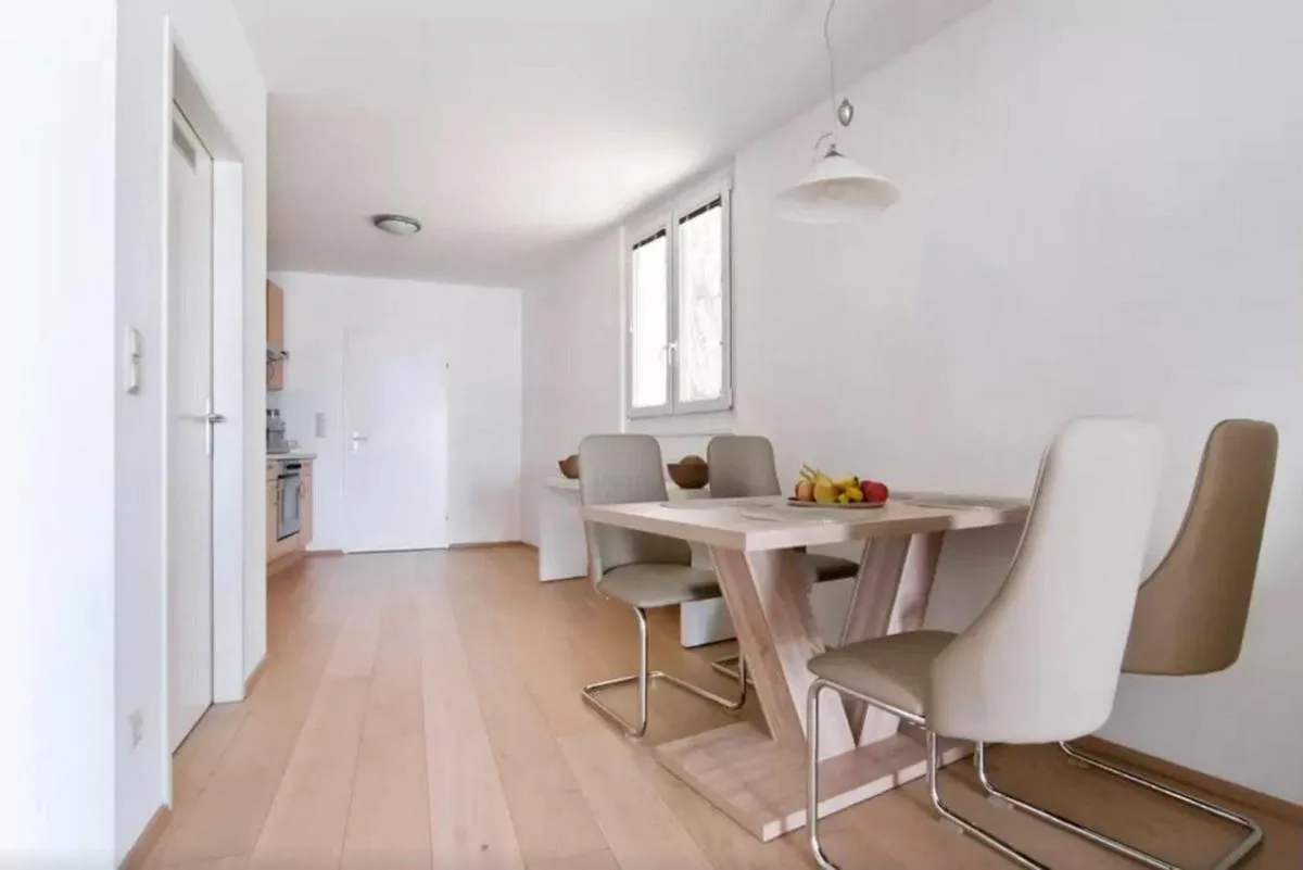 cosy apartment in perfect location - 2