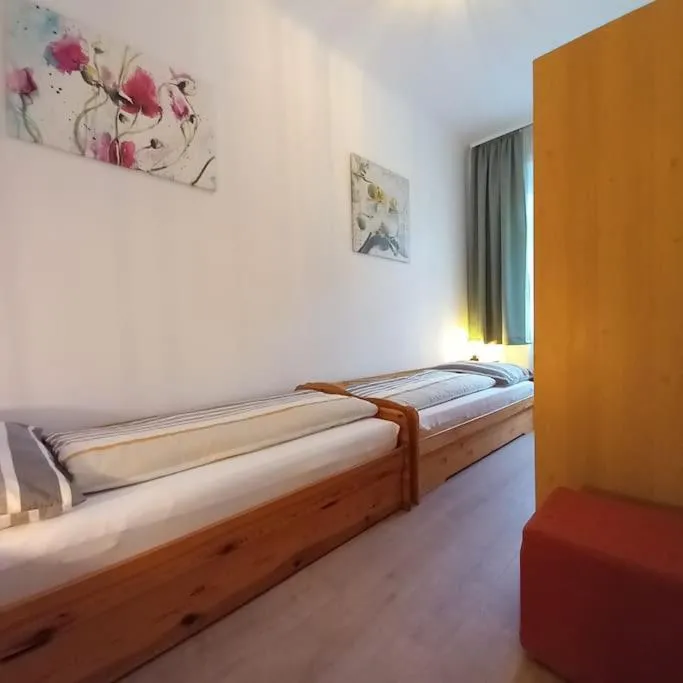 Altbauwohnung neu saniert – für Familien geeignet - 3
