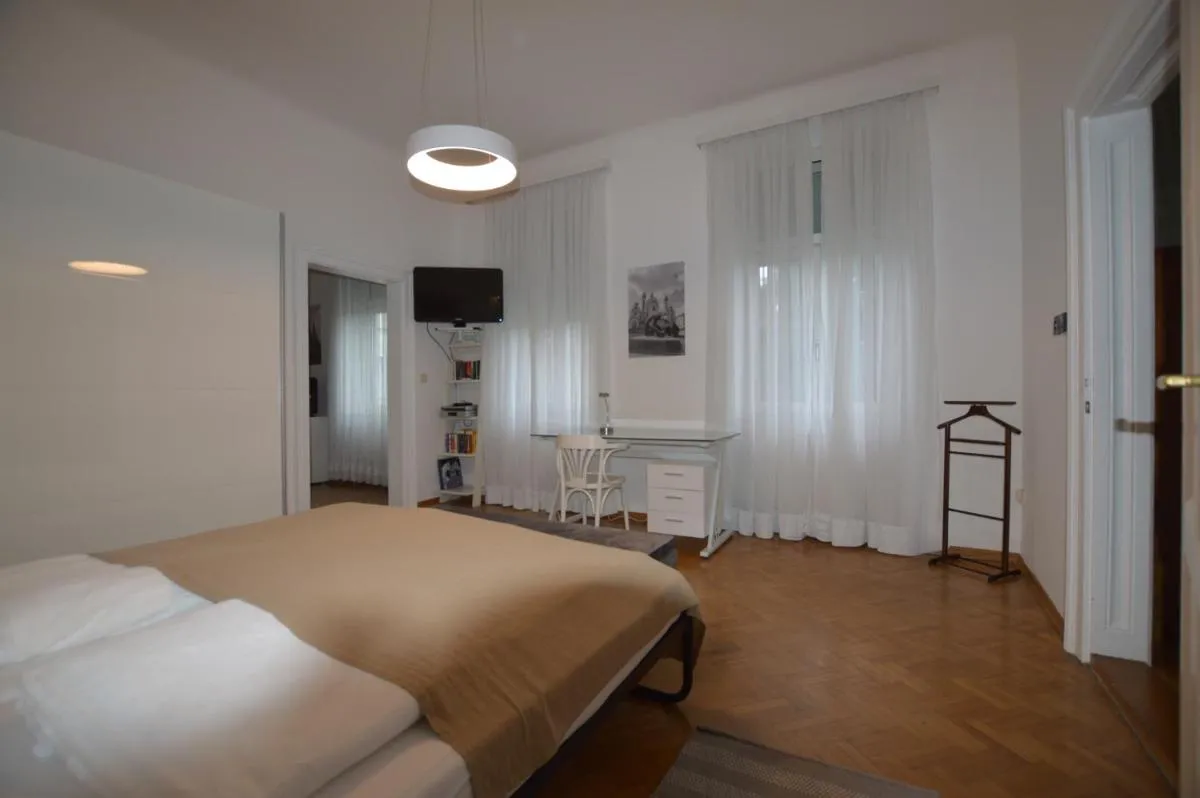 Apartment Penzing - 2