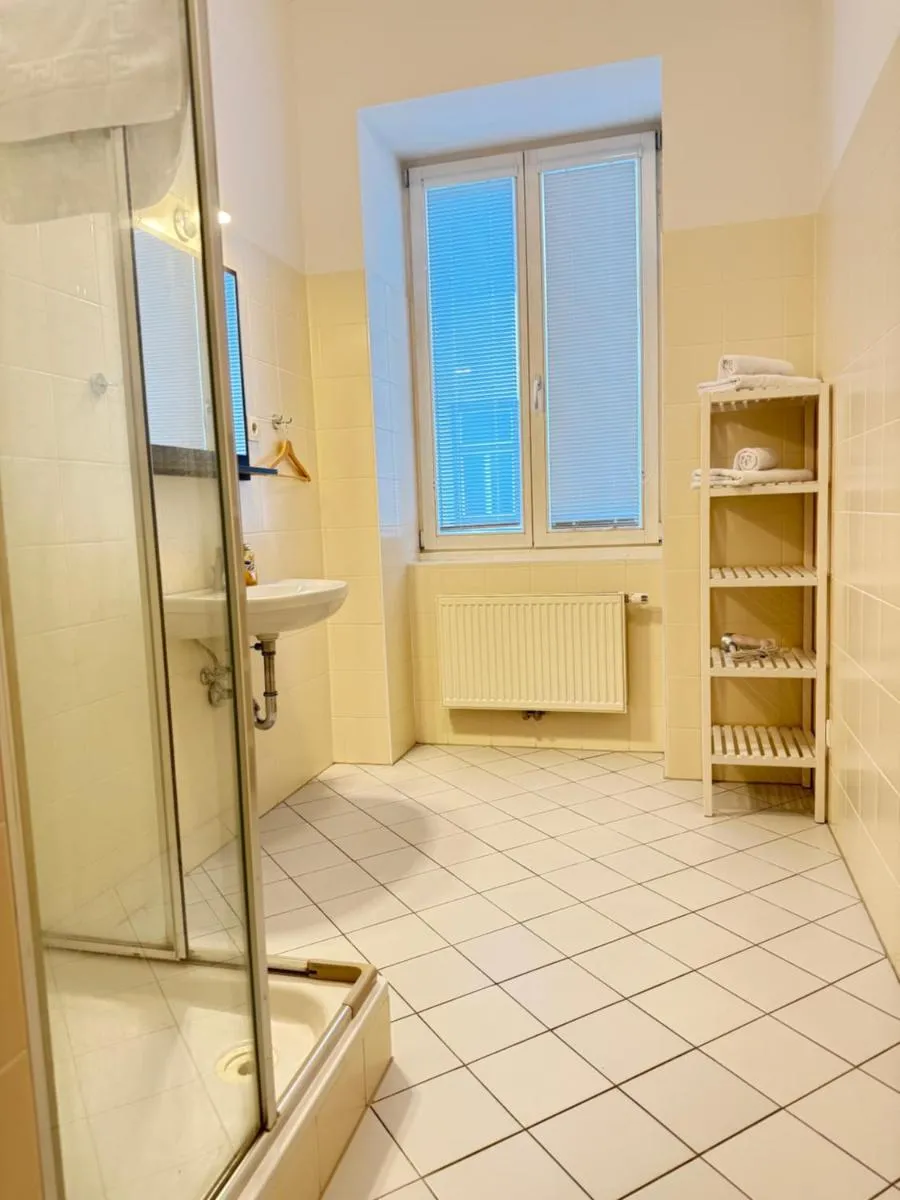 Apartment für 4 beim Westbahnhof - 3
