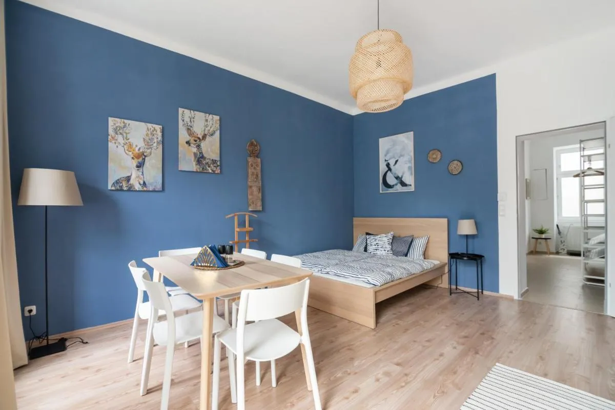 Bright, Cozy & Quiet - 3