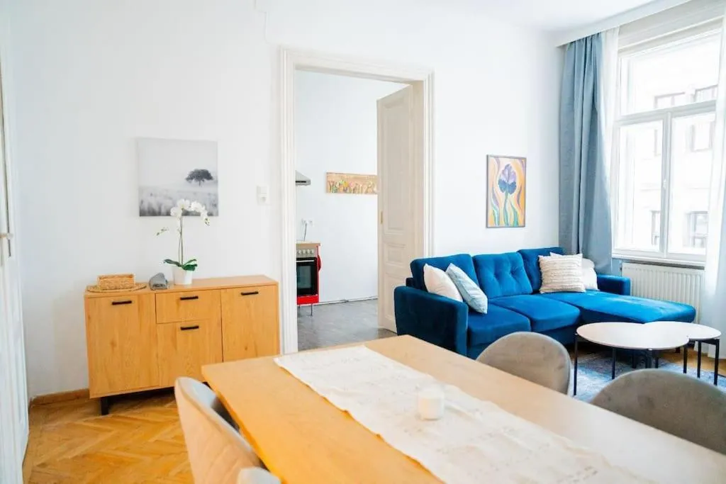Charmante Altbauwohnung 72qm - 2