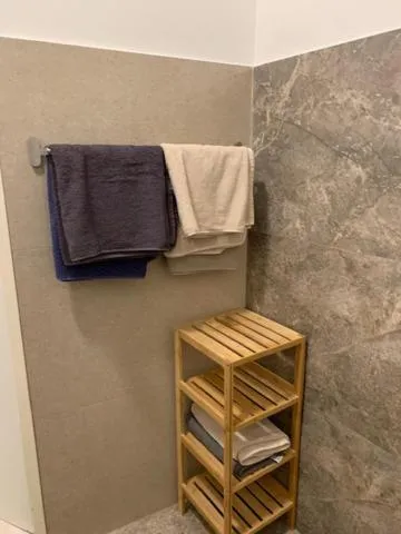 Charmante Altbauwohnung 72qm - 3