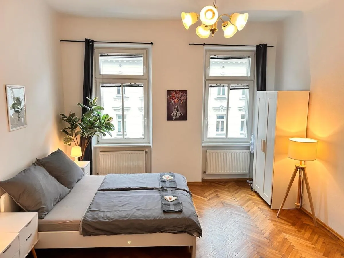 Charming Loft for 4 Guests in Vienna 20 - 2