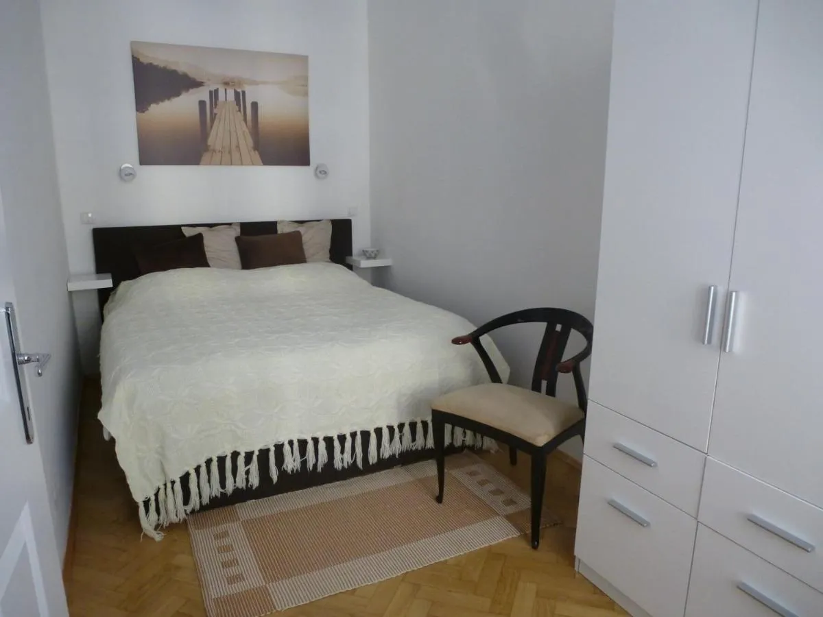 Charming Viennese Home - 2