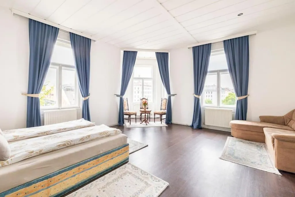 Charming spacious apartment - 2
