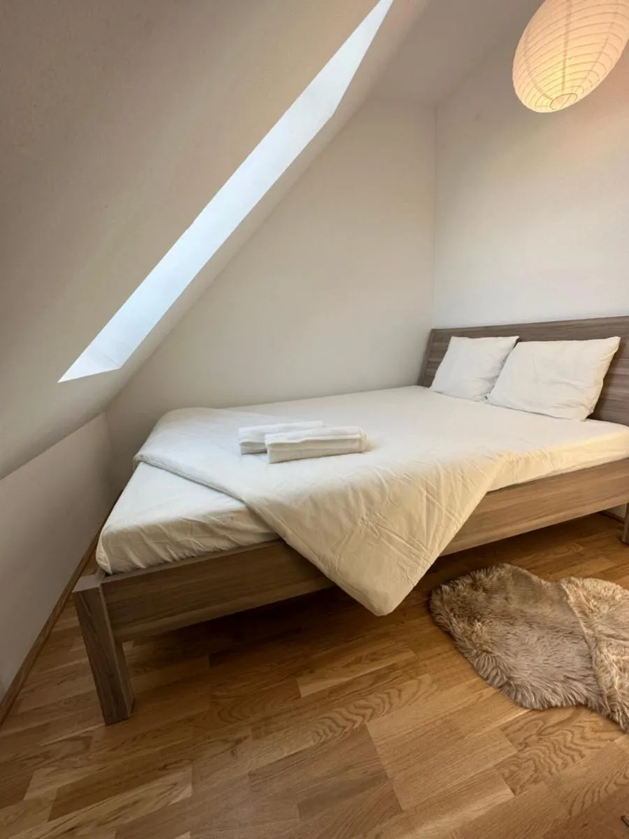 Contemporary Apartment with Stunning Views 20 - 2