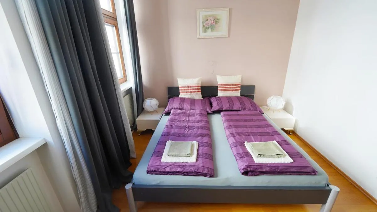 CozyNite Premium Apartment Hernals 2 - 2