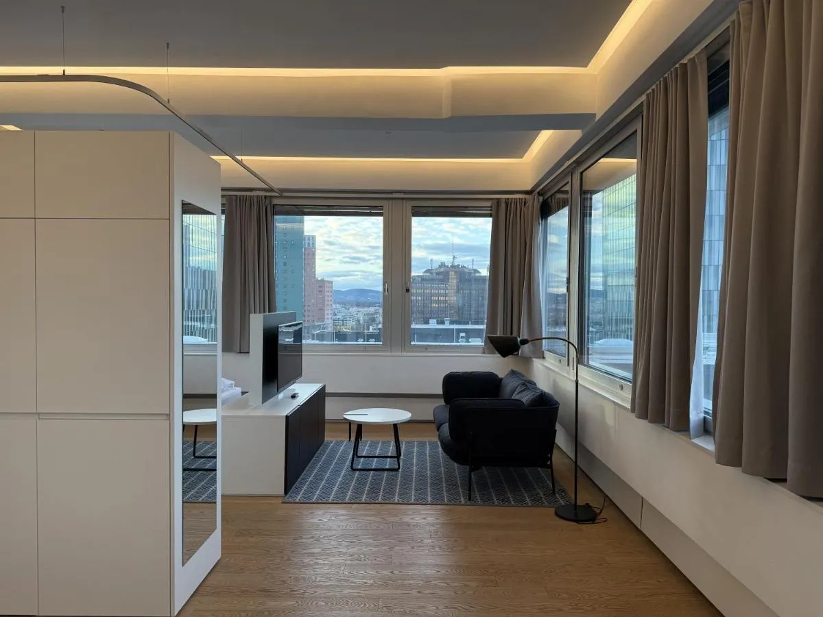 Exklusives Skyline-View Loft – Nähe Zentrum Wien - 2