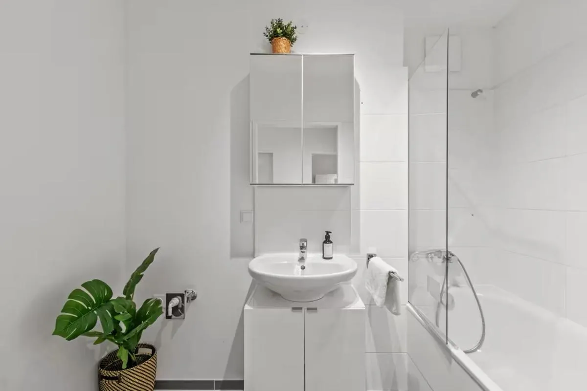 Fast Wifi – 3 min walk to metro – On-Site Parking for 19,90 Eur - 3