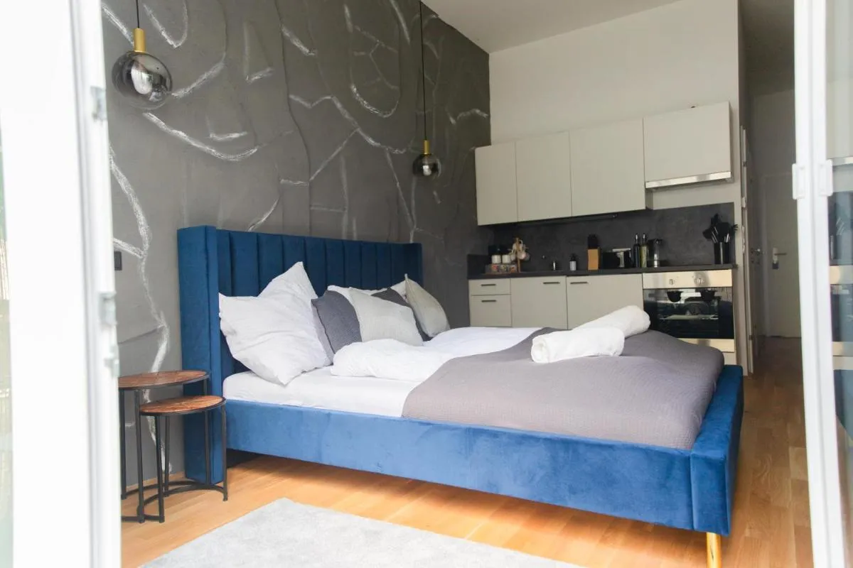 Fast Wifi – 3 min walk to metro – On-Site Parking for 19,90 Eur - 2
