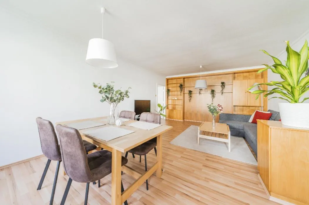 FeelHome-Karmeliterviertel-6 Gäste-WiFi-Smart TV - 3