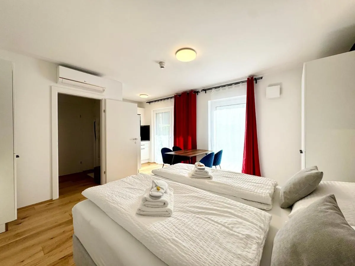 Großzügige Wohnung mit Terrasse - 2