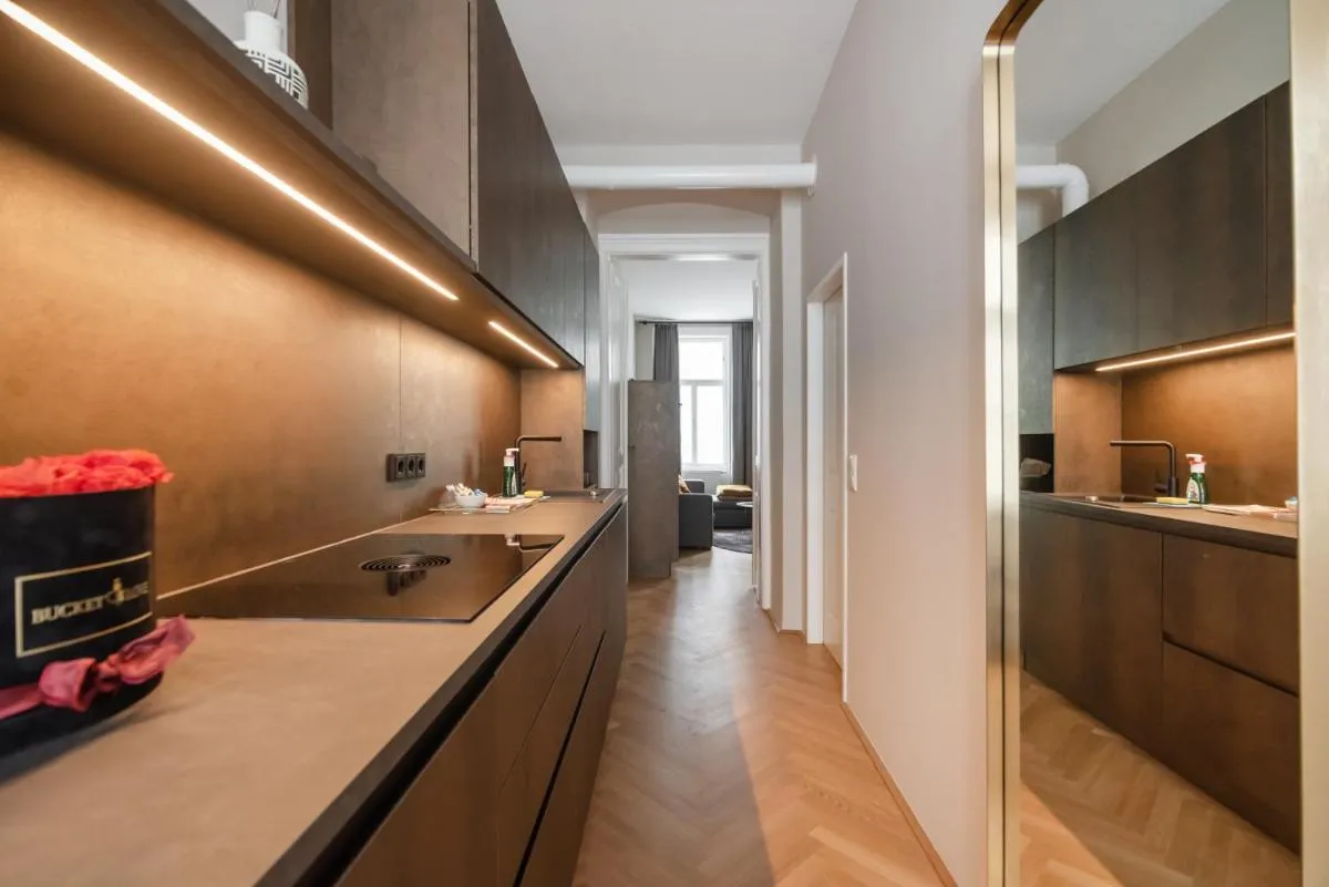 Hochwertiges Apartment mit direkter Anbindung zum Zentrum in hippen Viertel - 3
