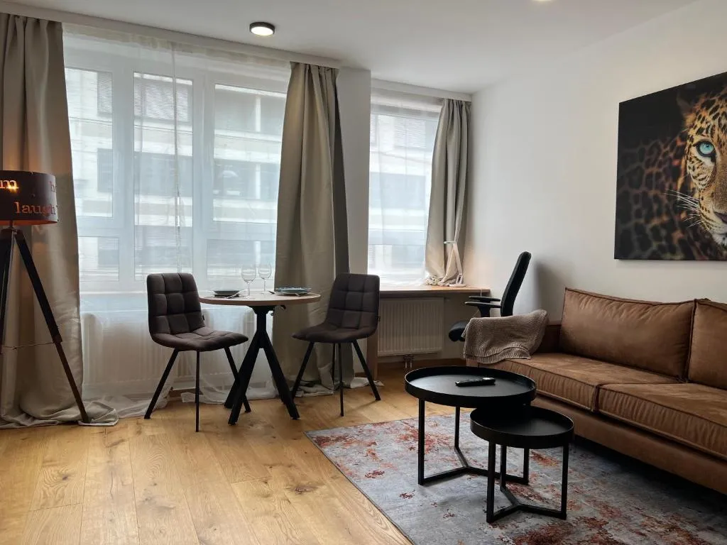 Kompaktes Zentrales Studio mit Parkplatz