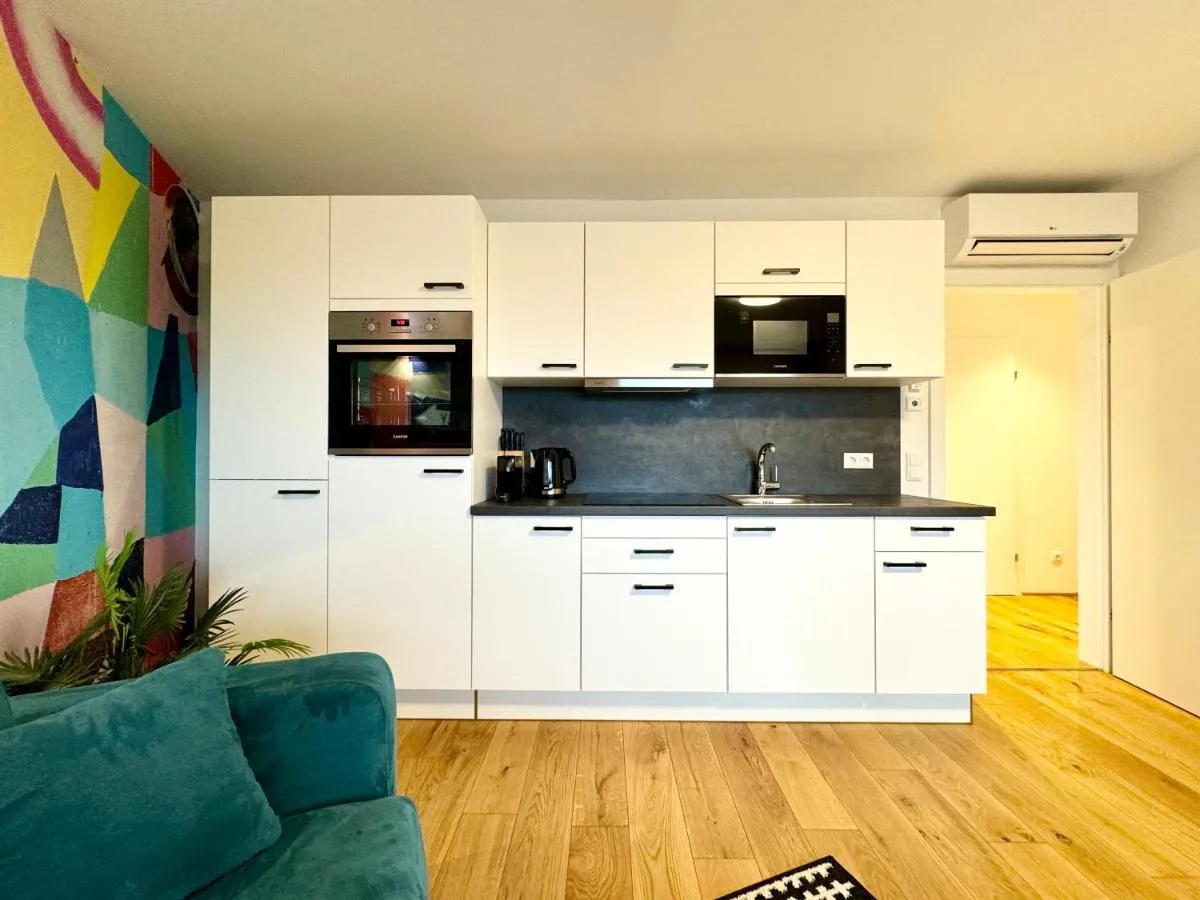 Kreative Wohnung mit Balkon - 3