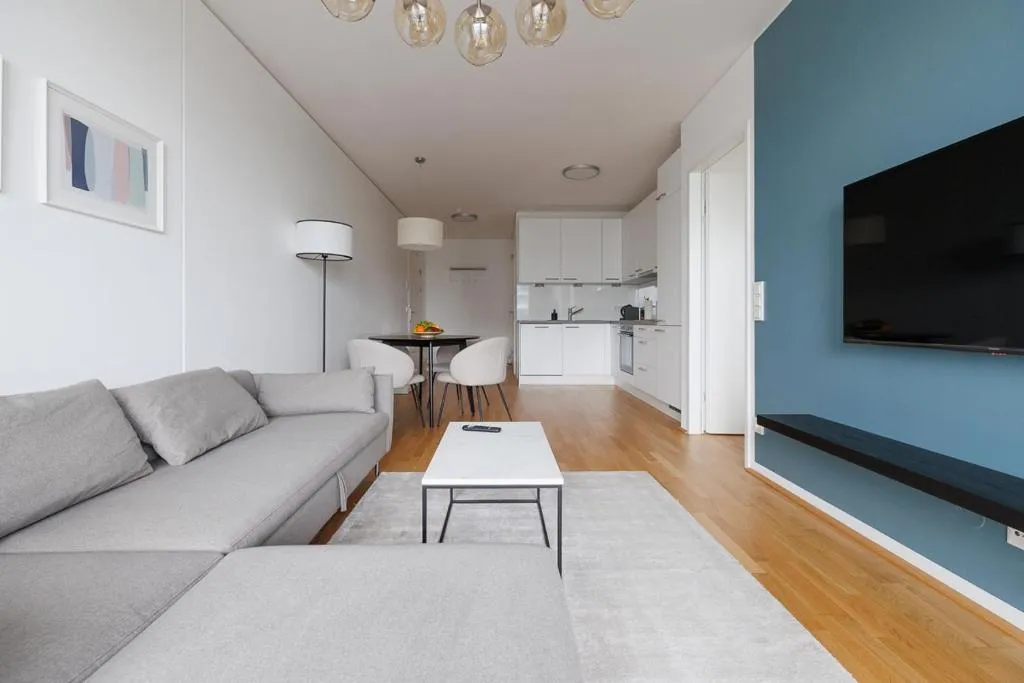 Lovely Apartment in Marina Tower – 10min to City Center