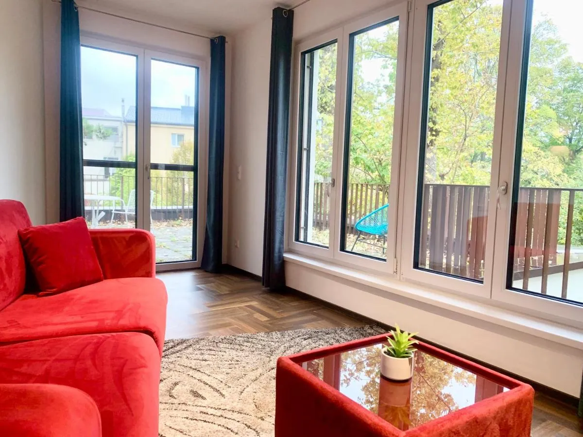 Möblierte Wohnung + Parkplatz und Terrasse - 3