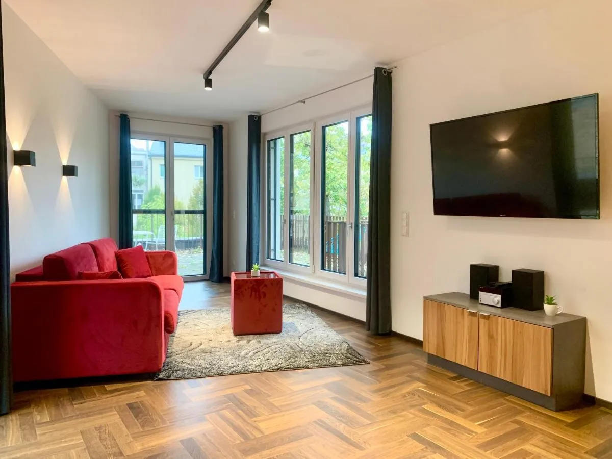 Möblierte Wohnung + Parkplatz und Terrasse - 2