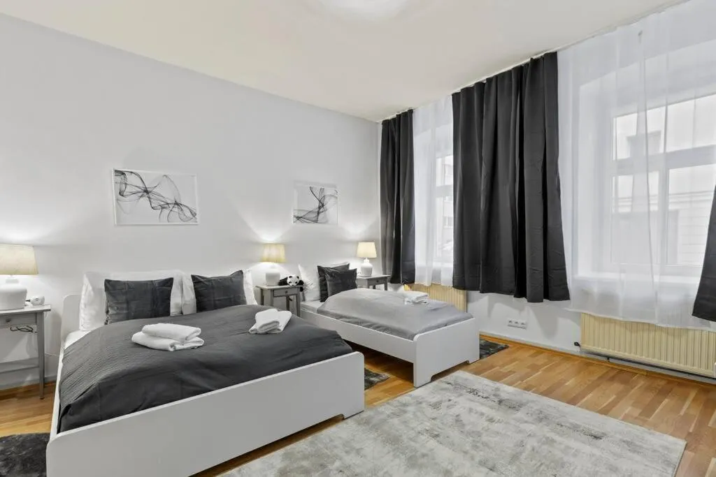 Modern Apartment close to Center – 2BR