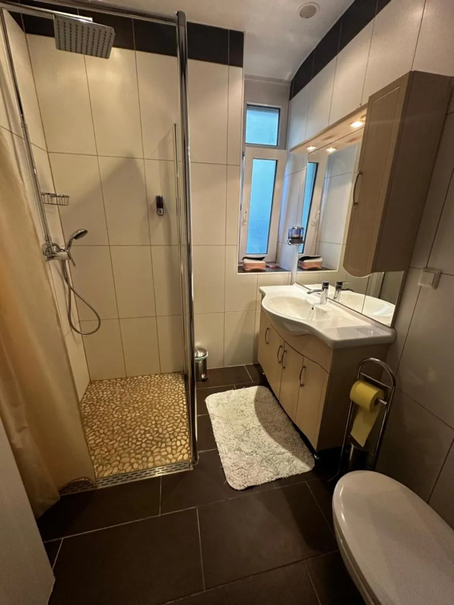 Modern Studio in the Heart of Vienna – Steps from the Opera - 2