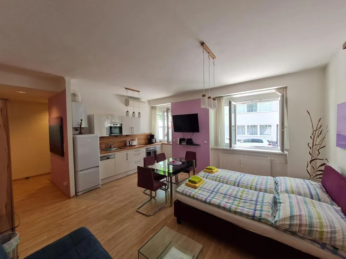 Modern Studio in the Heart of Vienna – Steps from the Opera - 3
