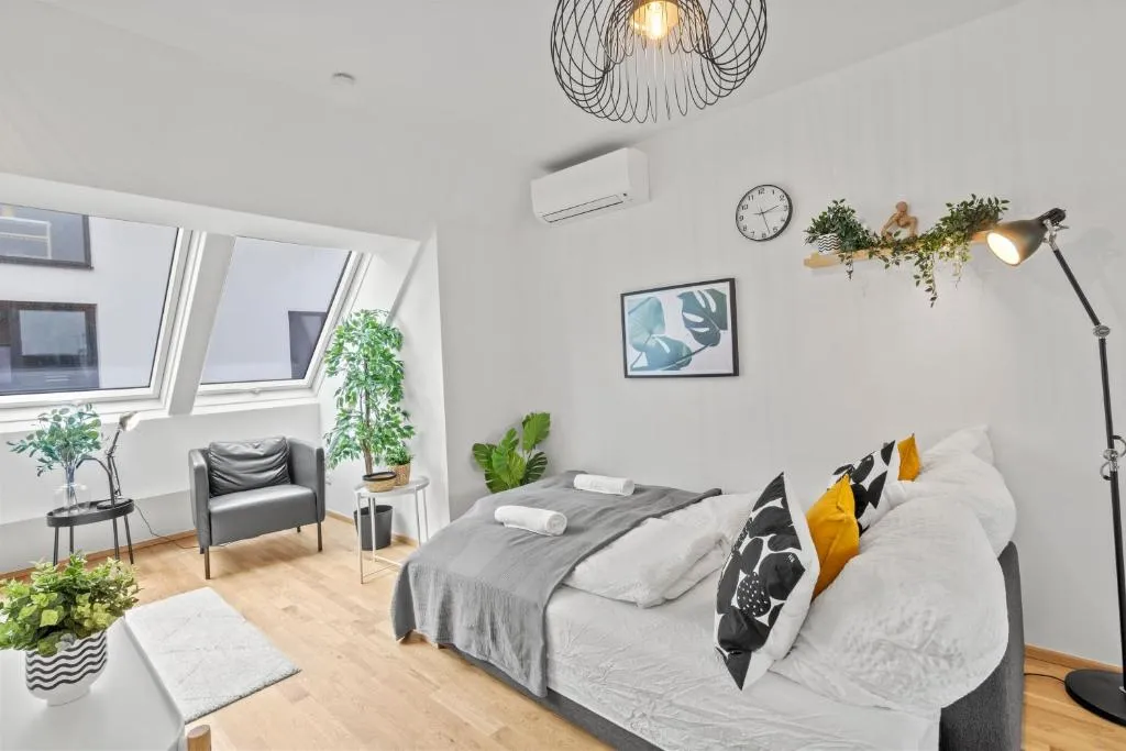 Near Klinik Floridsdorf – 3 Min to Supermarket and Pharmacy – On-Site Parking for 19,90 Eur