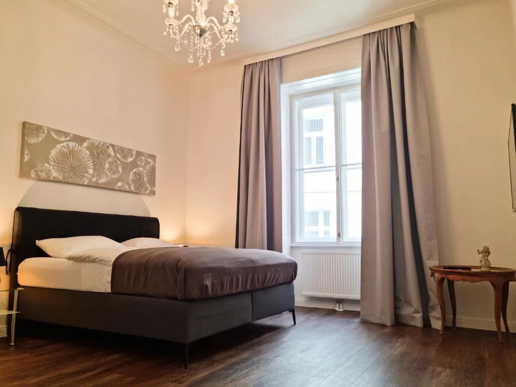 Pension Mozart – Newly Renovated