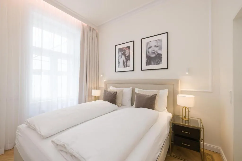 RAFAEL KAISER – Signature Apartments City Centre