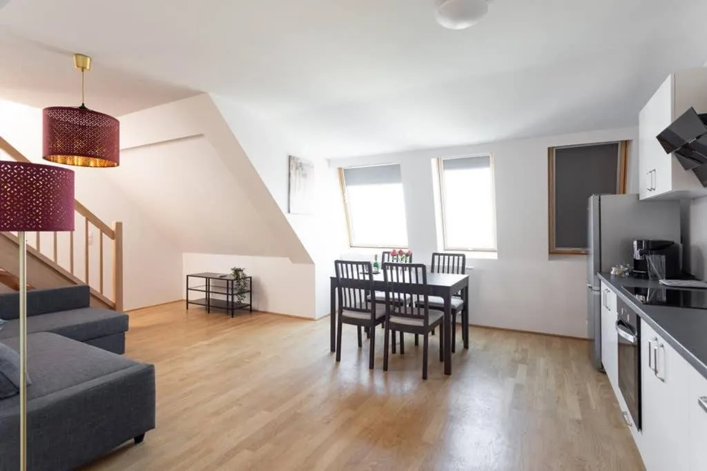 Skyline Penthouse l LF44