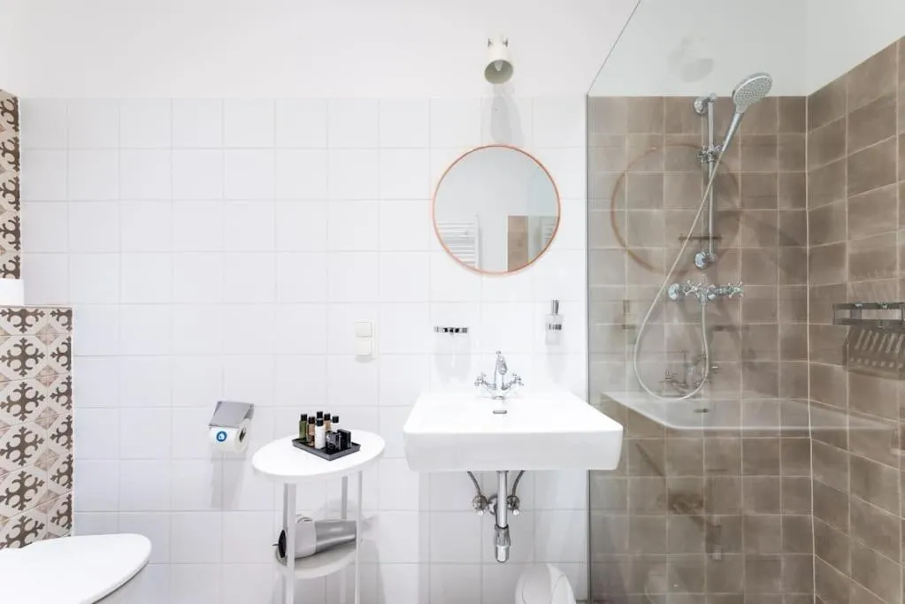 Sleek 1BR Flat Near Center by HM - 3