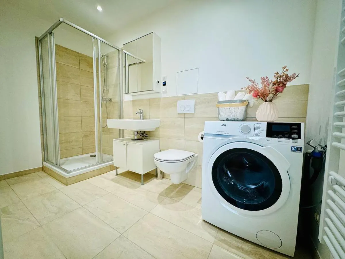Stilvolle Premium-Wohnung mit Klimaanlage und Dachterrasse - 3