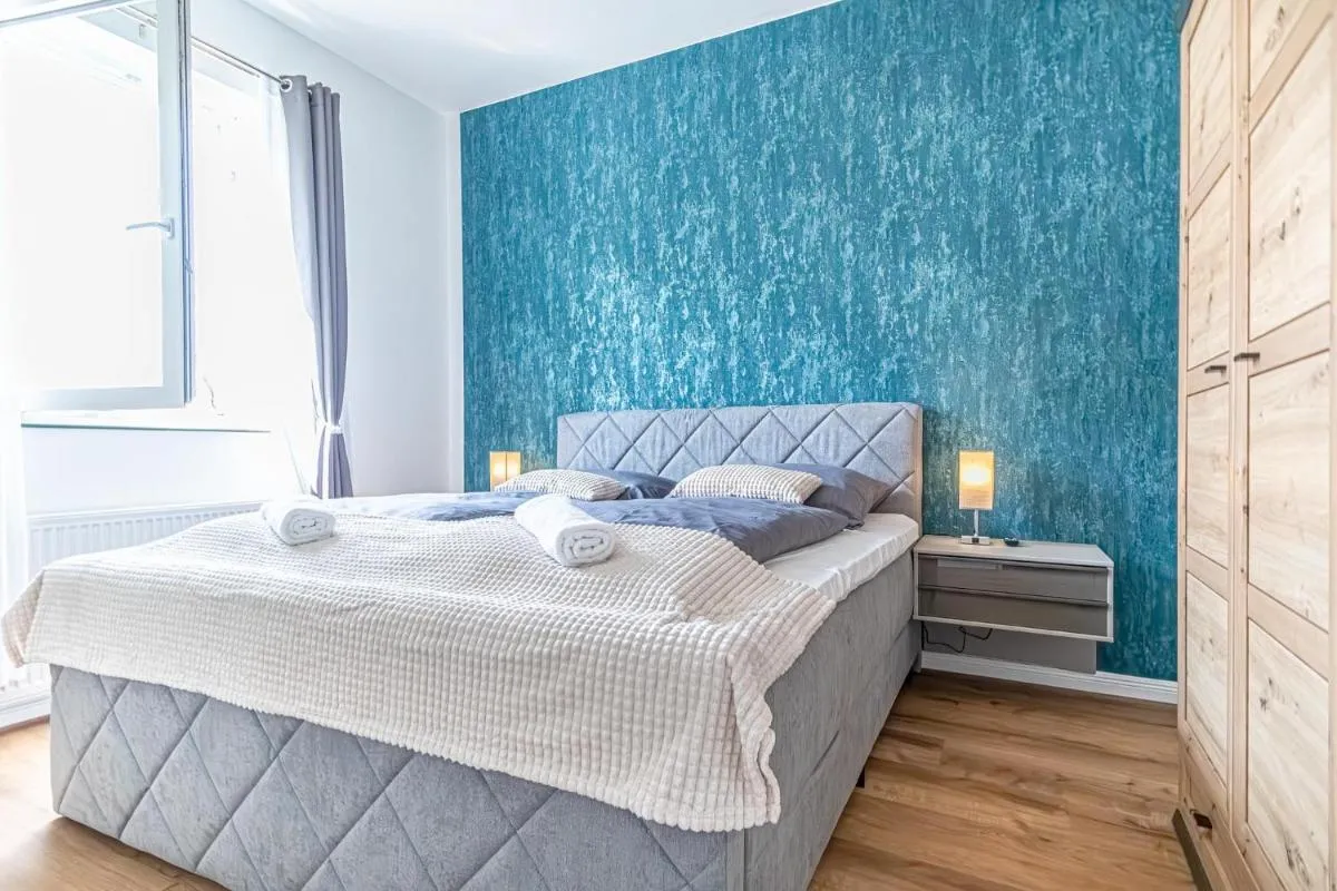 Sweet 2BR & 1LR Apartment, Around Donaustadt - 2