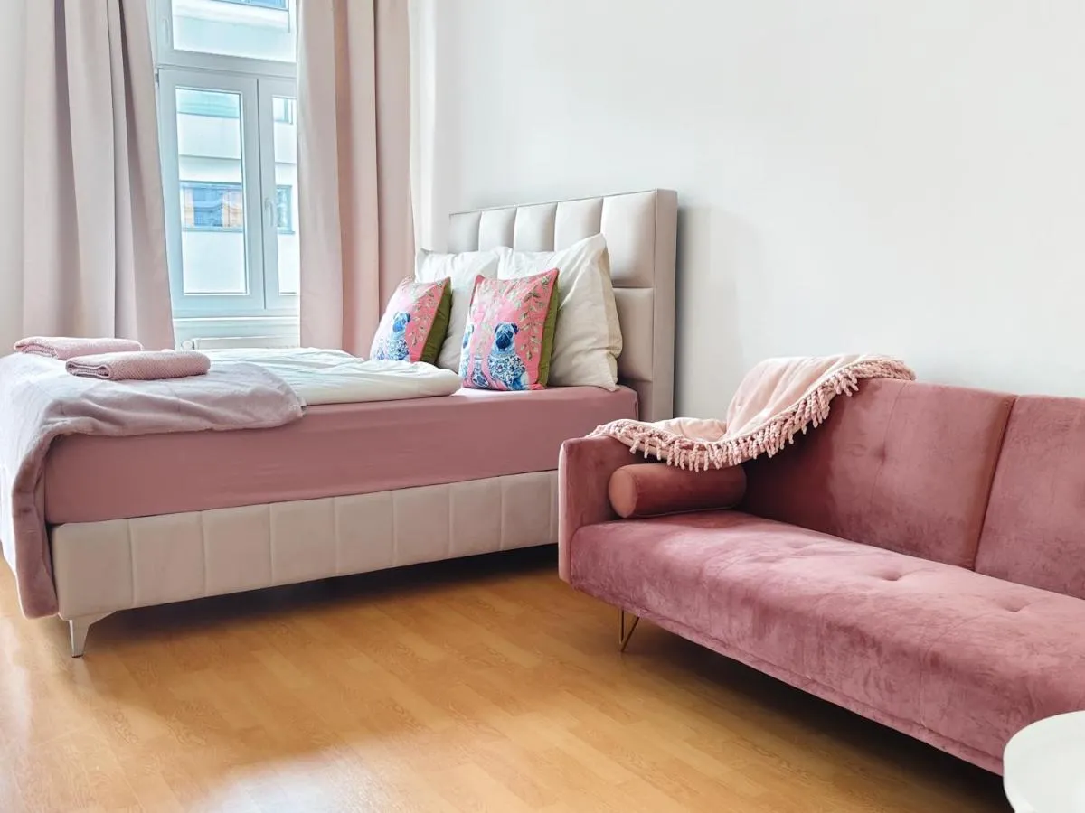 The ROSE Apartment – Near Schönbrunn Palace - 2