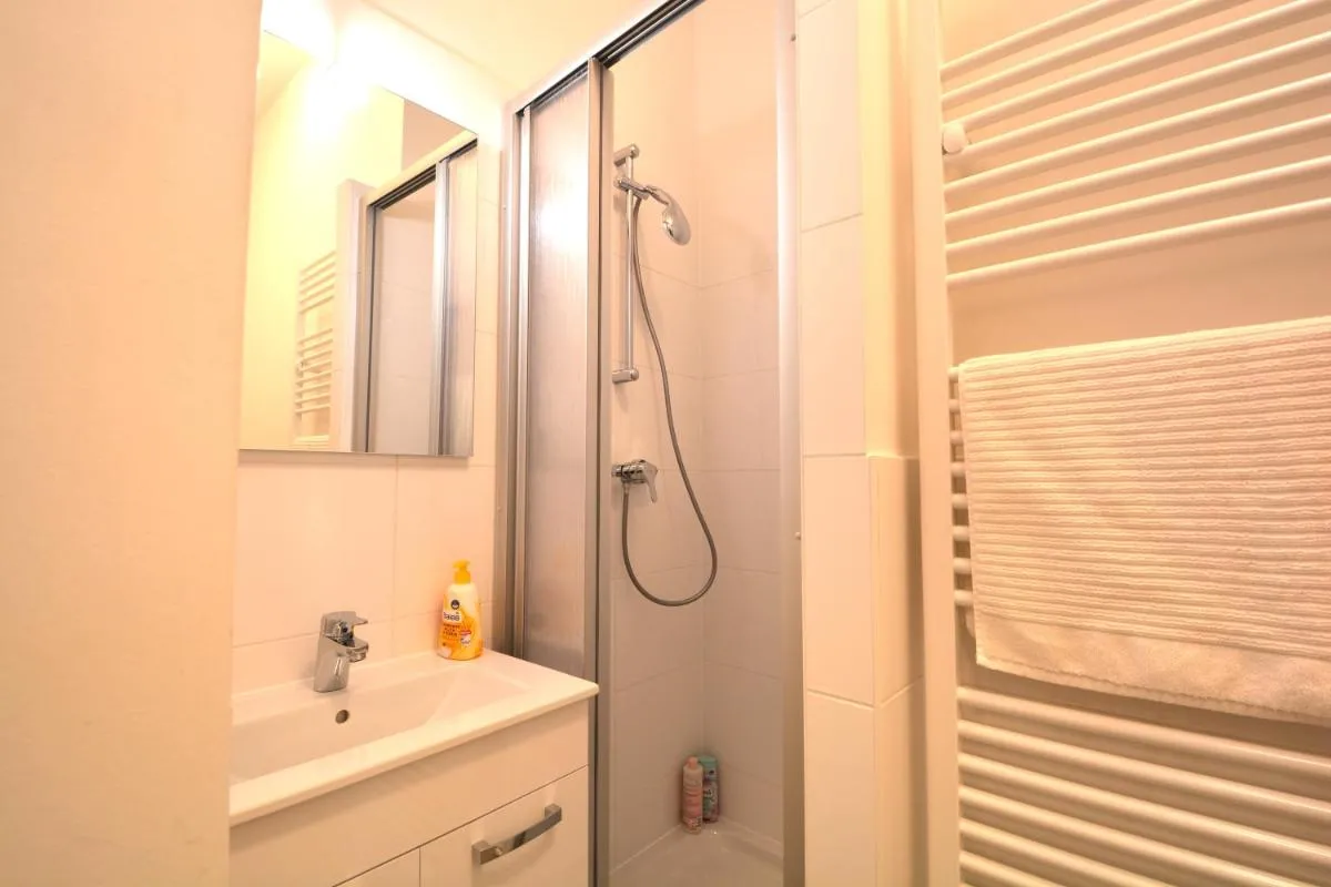 UNIVERSUM APARTMENT 4 - 3