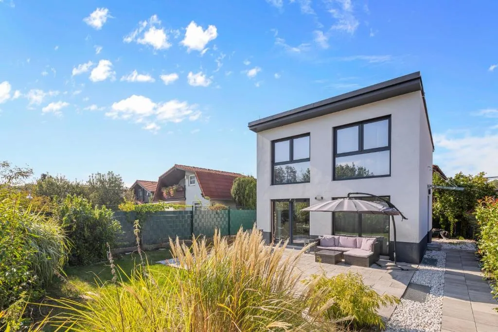 Vacation Home in Prater – Central, Garden and Sauna