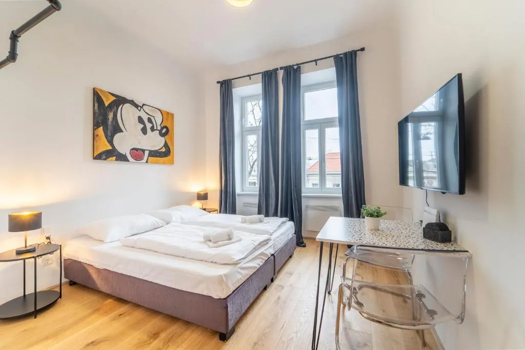 josef’s home I Mickey Mouse Apartment