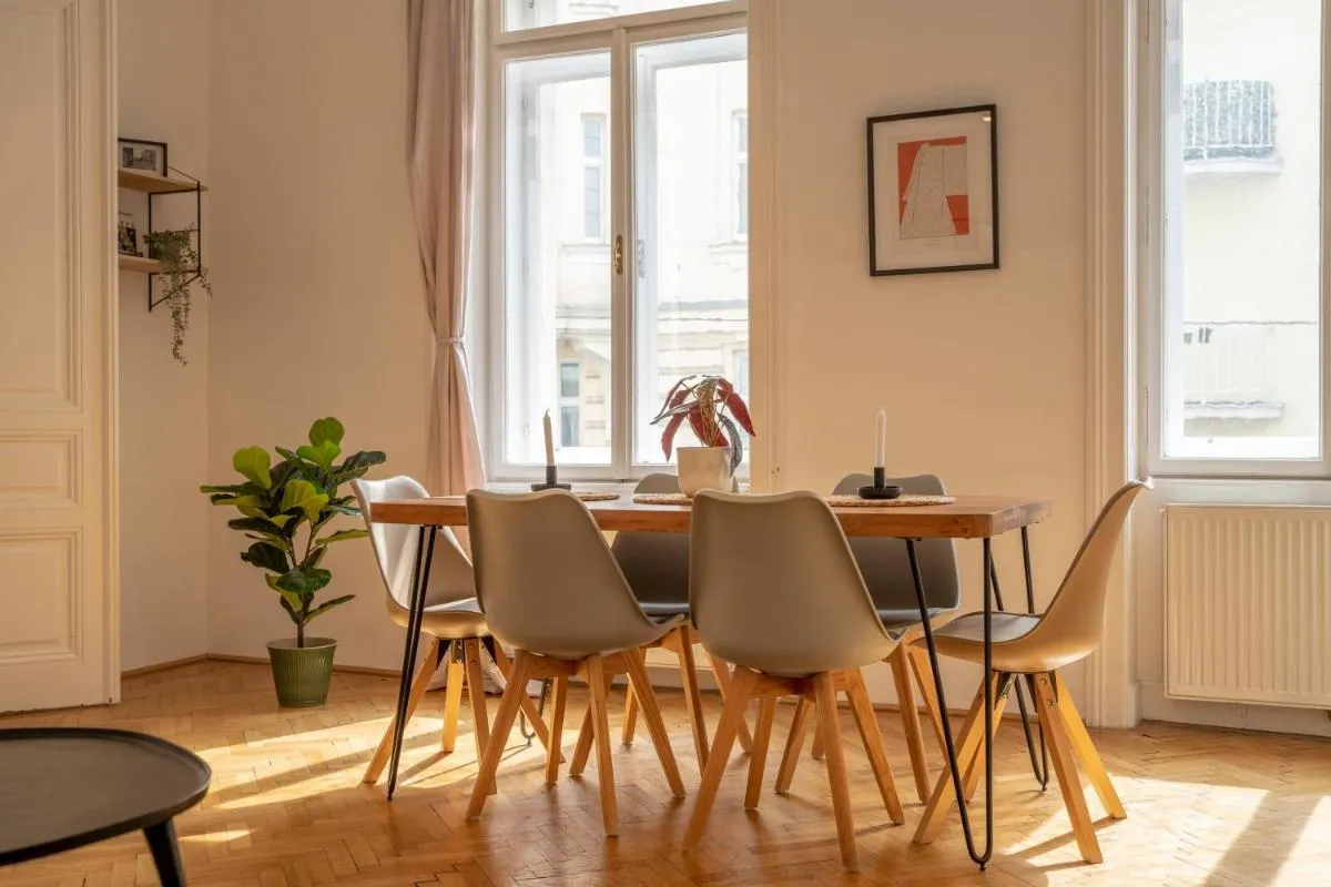 josef’s home I Premium Apartment in Ideal Location - 3