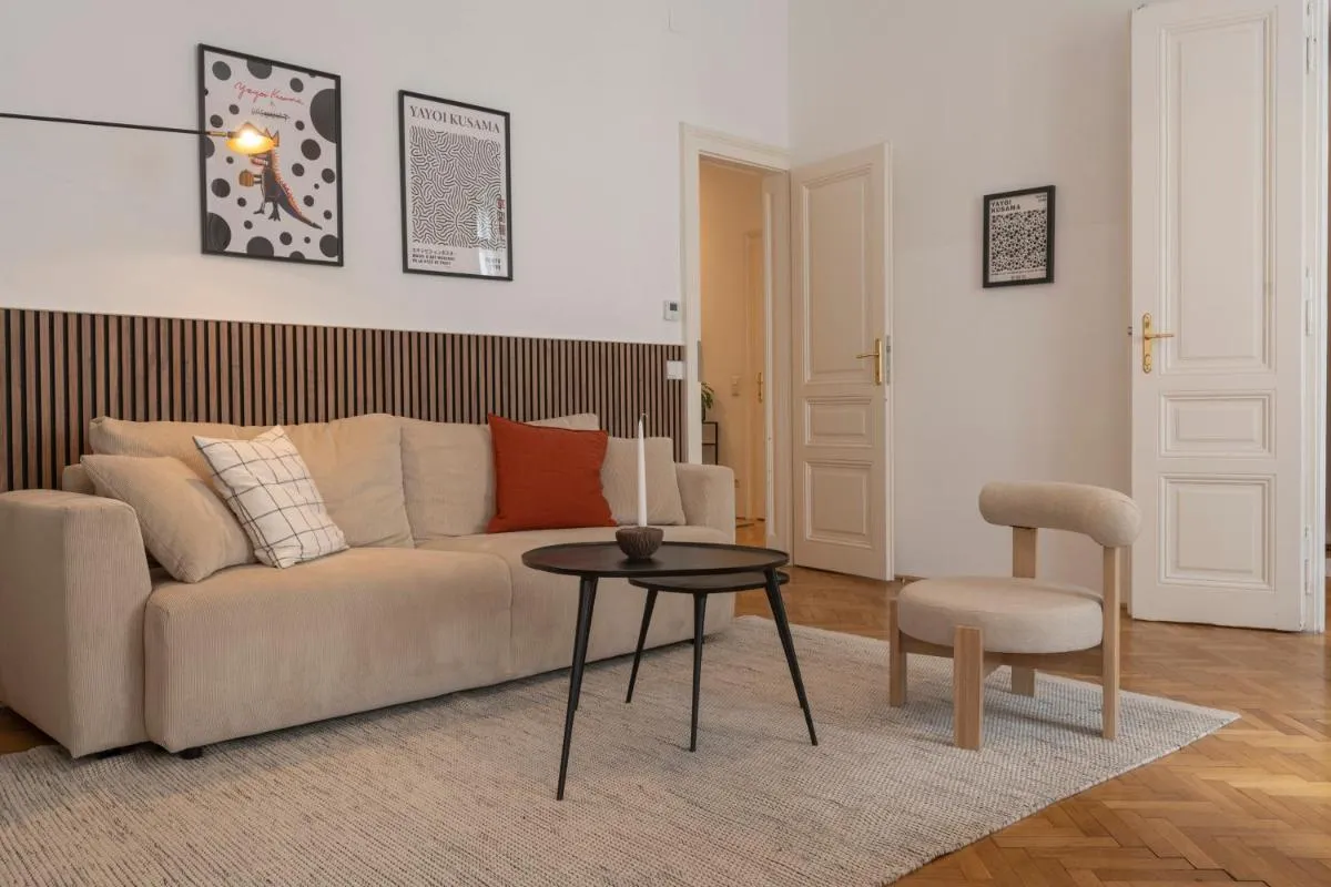 josef’s home I Premium Apartment in Ideal Location - 2
