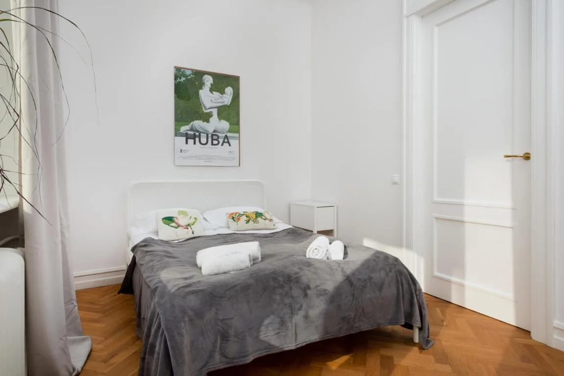 Image of Hoża 35 by Homeprime