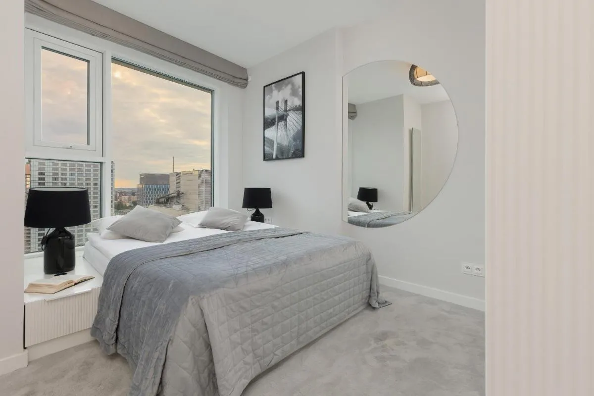 Image 2 of Luxurious Unique Tower Apartment with City Skyline by Renters Prestige