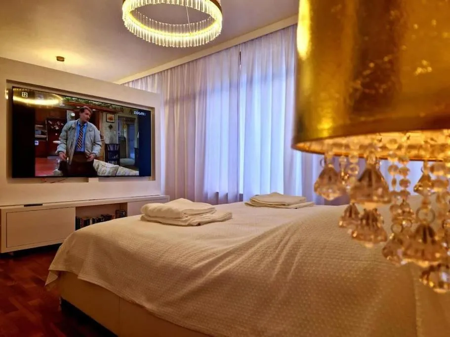 Image 4 of Luxury Princessa Apartment & garage & cable tv channels